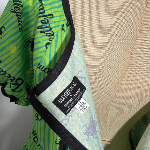 Unique Vintage × Beetlejuice Hannah Green Striped Pinup Dress ( Dress Only ) - Picture 6 of 9